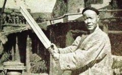 清朝最后一个刽子手邓海山，一生砍了300多个脑袋，晚年终遭报应