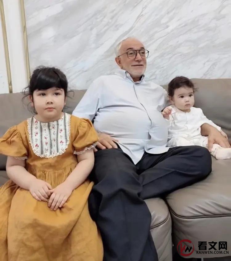 突发!网红米娜爷爷返回土耳其做手术,因免费医疗让网友羡慕不已