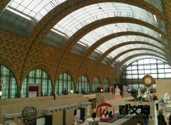 巴黎奥赛博物馆：世界上最著名的艺术博物馆之一，同时也是一座杰出的建筑物